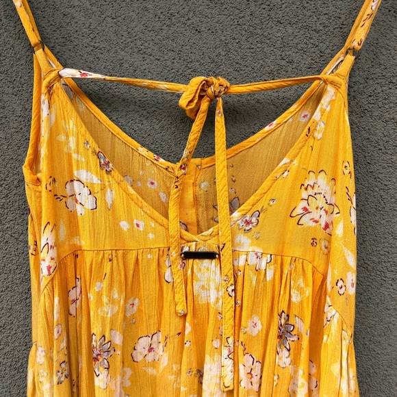 Billabong dress - Picture 2 of 4